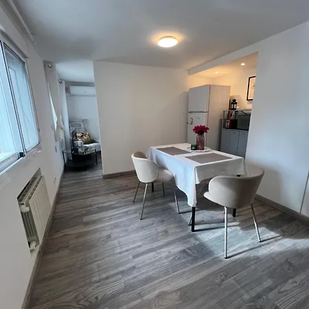 Yu Casa 3* 马尔韦利亚